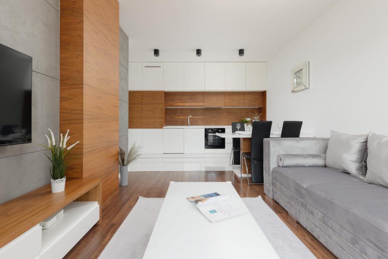 Glamorous Wilanow Apartment By Renters Varsó Kültér fotó