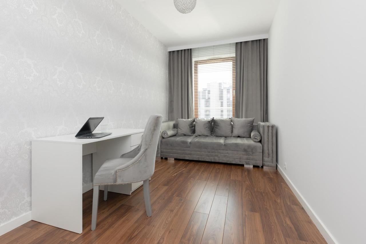 Glamorous Wilanow Apartment By Renters Varsó Kültér fotó